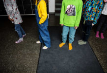 Shaqaalaha dugsiyada iyo xannaano-maalmeedyada Helsinki oo loo tababarayo kahortagga cunsuriyadda