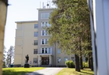 Xarumo lagu qaabilo qaxootiga oo la xirayo