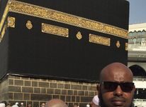 Sucuudiga oo dib u bilaabay gudashada cumrada, kaddib dhowr bilood oo korona awgiis ay u istaageen hawlihii xajka iyo cumrada