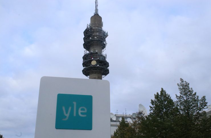 Ma doonaysaa in aad afka finnishka barato, booqo bogga internetka ee YLE