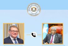 Guddoomiyaha Golaha Shacabka Soomaaliya Shiikh Aadan Madoobe oo khadka telefoonka kula hadalay Guddoomiyaha Baarlamaanka Finland Matti Vanhanen