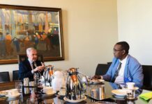 Xildhibaan Hon. Mohamed Ibrahim Moalimuu oo Helsinki kula kulmay sii-hayaha wasiirka arrimaha dibadda Finland Pekka Haavisto iyo xildhibaanad Eveliina Heinäluoma