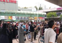 Festifaalka sannadlaha ah ee PUHOS LOVES PEOPLE oo suuqa Puhos ee Bariga Helsinki ka dhacay iyo fannaaniin caan ah oo wacdaro ka dhigay (sawirro)